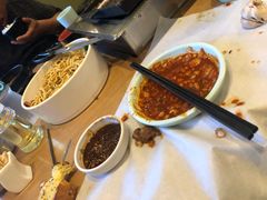 -金三顺韩式炭火烤肉店(中华路店)