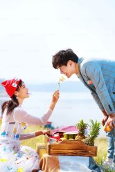 -雪中彩影婚纱摄影·微光艺术中心