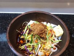 招牌肉酱凉皮-西北杂粮筐手工面凉皮(来福士店)