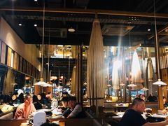 大堂-九锅一堂酸菜鱼(新南凯德直营店)