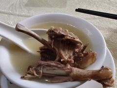 -红旗山庄(圭峰山店)