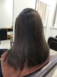 -梳蕾娜 HAIR SALON