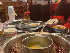 -金鼎雪山牦牛杂火锅(理县总店)