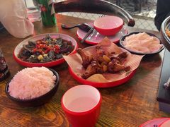 -老闵田螺馆·南昌特色小炒(梦时代店)