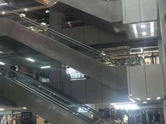 -百荣世贸商城