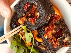 -黑色经典臭豆腐·湖南特产(步行街店)