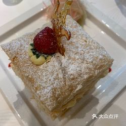 八月花 東涌店 的拿破仑蛋糕好不好吃 用户评价口味怎么样 香港美食拿破仑蛋糕实拍图片 大众点评