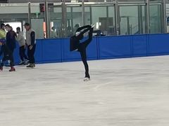 -世纪星滑冰俱乐部(万象城店)