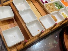 -香麒园·过桥米线·南湖雅宴