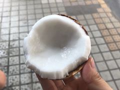 -椰爺爺·椰子冻砵仔糕