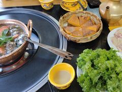 -银同牦牛肉火锅