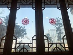 -闯关东东北农家菜(崂山石老人店)