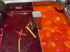 -海底捞火锅鲜切牛肉主题店(长寿路店)
