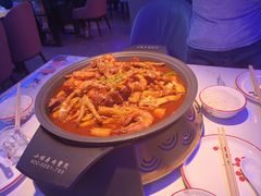 -徐记小怪兽肉蟹煲店(哈西万达金街店)