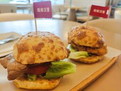 -必胜客(康华路店)