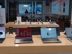 -华为授权体验店(万航渡路)