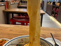 -陇上秦轩西安biangbiang面(朝龙汇店)