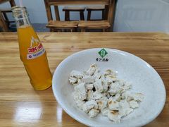 掰好的馍-清真·宏顺祥卤汁凉粉(大皮院店)