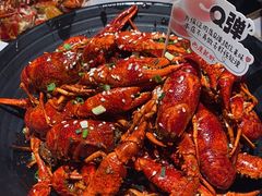 -巴厘龙虾·榜首油焖大虾(音乐学院·沿江酒馆店)
