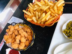 -两岸咖啡(平湖店)