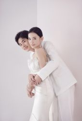-巴黎恋人婚纱摄影(东莞总店)