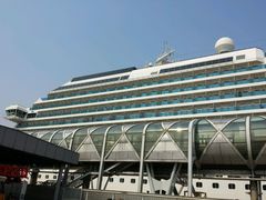 -吴淞口国际邮轮码头-停车场