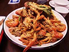 -虾弄弄海派小龙虾·牛羊蝎子火锅