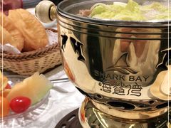 -海鲨湾海鲜会馆(百家湖1912店)