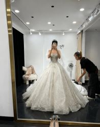 -予白婚纱礼服馆