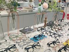 -宏宇眼镜蔡司依视路折扣店(兆佳眼镜城店)