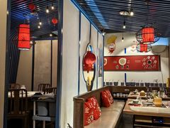 -尚尚仙·酸汤猪手·猪肚鸡火锅(华联万柳购物中心店)