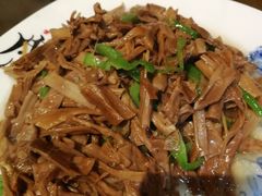 -缘来聚·徽菜名店(黄山宏村店)