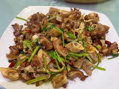 -超越海鲜屋(飞龙物业店)
