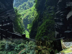 -龙水峡地缝景区