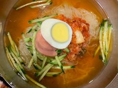 -青古韩式炭火烤肉店