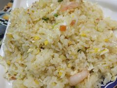 -扒虾小妹儿麻辣海鲜(宏图街店)