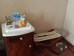 -锦州元都大酒店(凌河古塔夜市店)