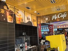 -麦当劳(中二横路店)