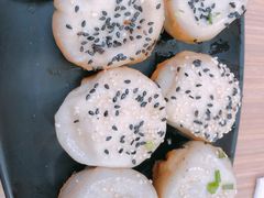 -小杨生煎(金山百联购物中心3楼店)