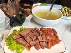 -乔家小院•非遗驴肉•本地小海鲜(滨河路店)