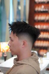 -尤司男士国潮理发馆