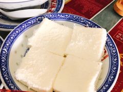 -赵记传承特色牛奶甜品(泉城广场店)