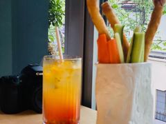 -穹六人间 people 6(岳阳路店)
