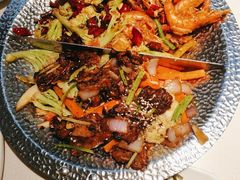 香辣虾牛仔骨-小鱼小牛·鱼牛干锅·脆鱼火锅(世欧广场店)