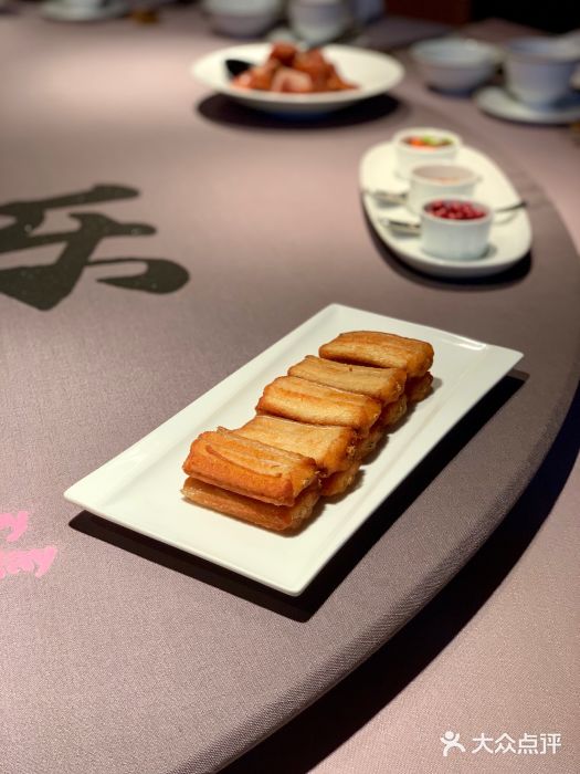 新荣记(BFC外滩金融中心店)黄金脆带鱼图片