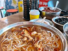 -胡记牛杂粉