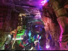 -泰安地下龙宫景区