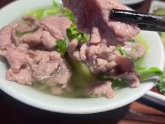 -全牛匠·乐山跷脚牛肉(西单华威约饭街店)
