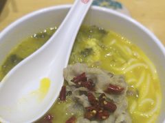-三千粉牛肉米粉(来客茂店)