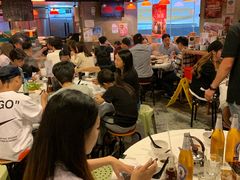 大堂-鲜入围煮花胶鸡海鲜火锅